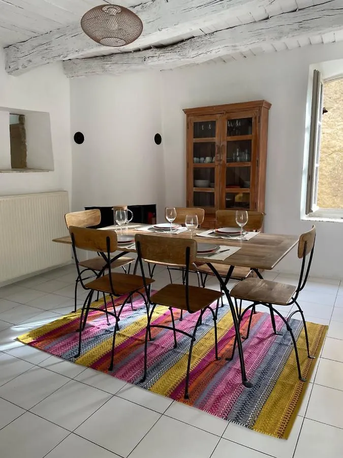 Le Petit Egregore, Patio Et Climatisation Lauris
