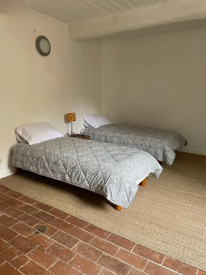Holiday home Le Petit Egregore, Patio Et Climatisation Lauris