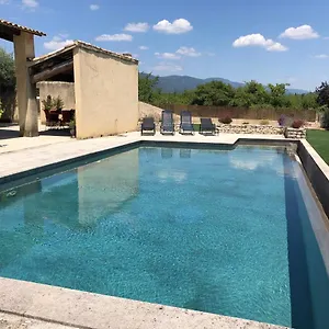 Hébergement de vacances Dans Le Luberon à 2 Km De Lourmarin, Lauris