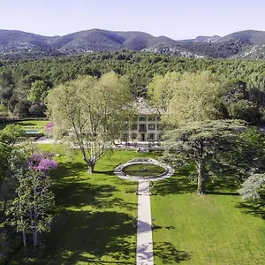 4* Hotel Domaine De Fontenille